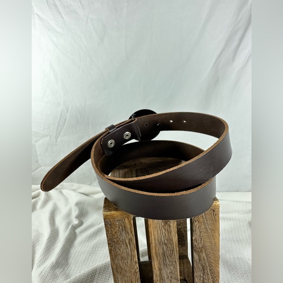 Genuine vintage round enamel belt buckle with tree ocean view leather belt  42 - Picture 9 of 12